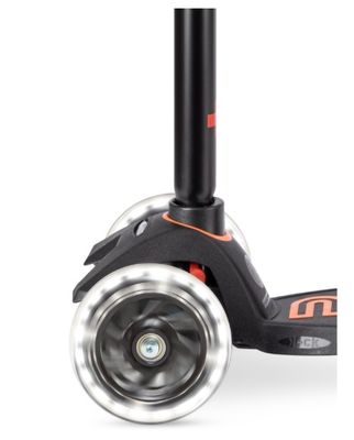 Micro Step Maxi Deluxe LED kinderstep – zwart lichtgewicht step