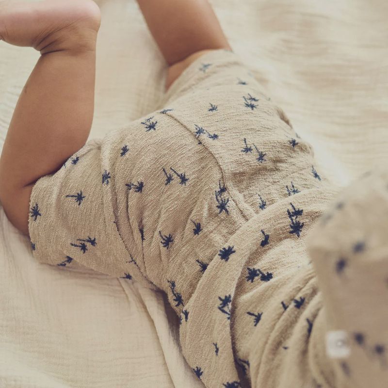 Müsli short Palm – korte broek biologisch katoen met palmprint