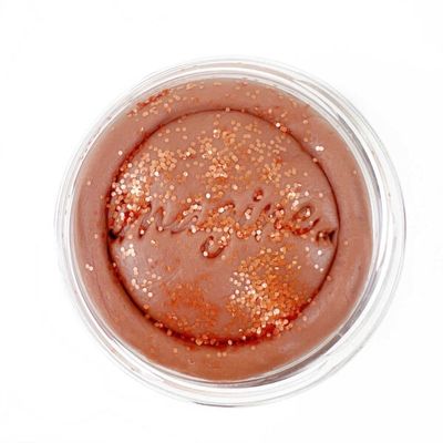 Bovenkant van potje bruik gekleurde klei met glitters er bovenop.