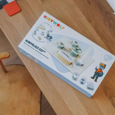Kidywolf electric starter doos/verpakking vooraanzicht