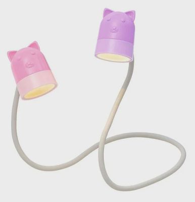 het kinder led leeslampje ene lampje is paars en andere is een roze dieren hoofdje