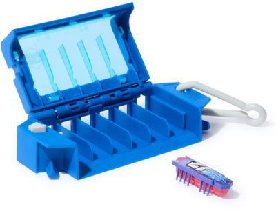 Blauw "launcher" doosje waar 6 hexbots in kunnen