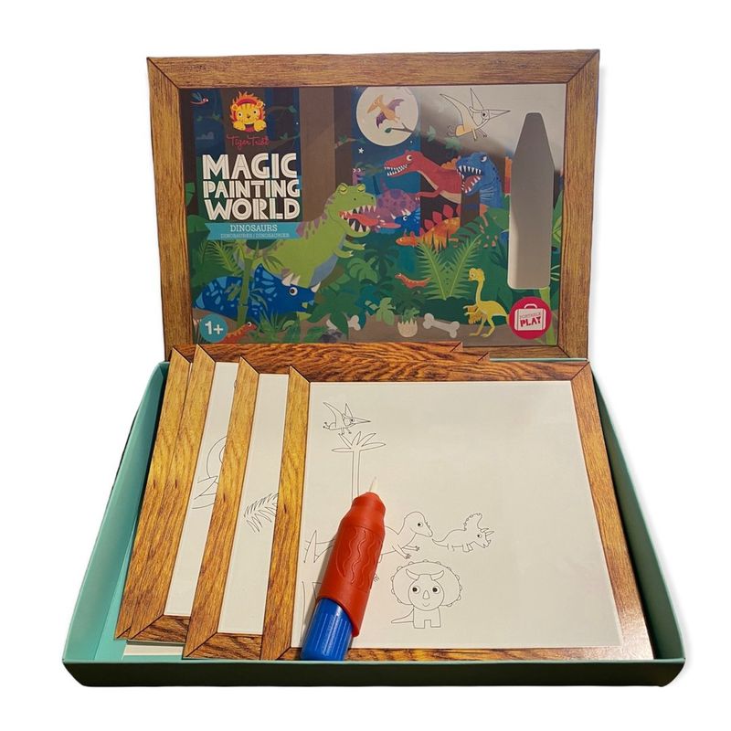 de verpakking die open gevouwen is met daarop diverse dinos, de kleurplaten en de waterpen