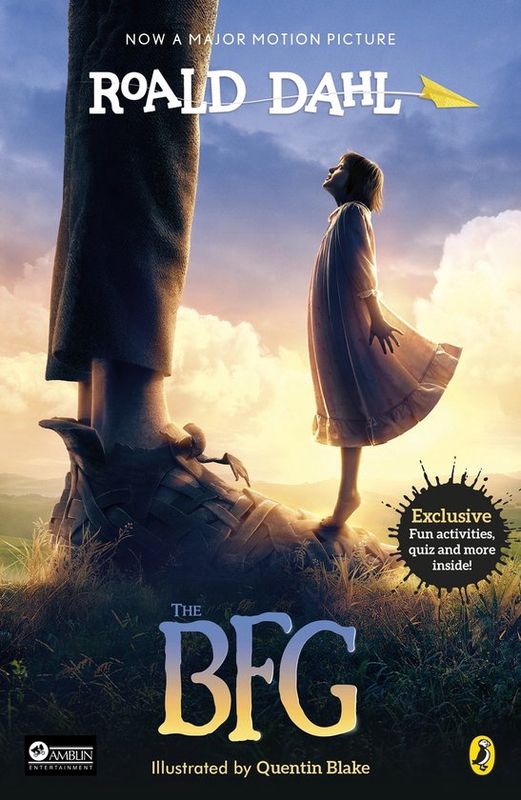 Roald Dahl – The BFG klein meisje staat op de schoenen van een reus