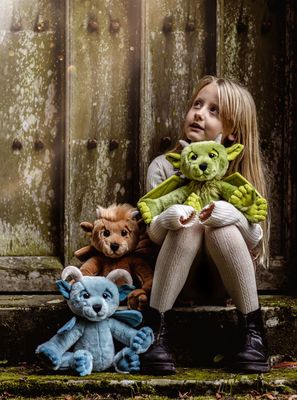Charlie Bears knuffel Spires Gargoyle – groen (25 cm)