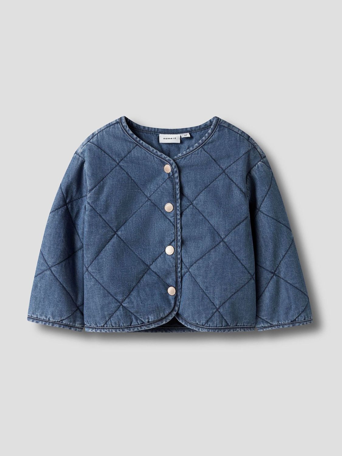 Stijlvol denim jasje van Name It Mini in Dark Blue Denim kinderkleding, voorkant.