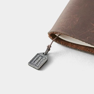 TRAVELER’S COMPANY – Traveler’s Factory – Baggage Tag Charm