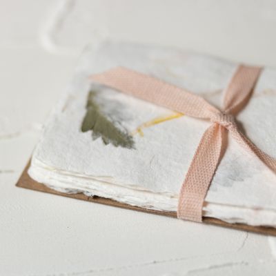 Oblation Handmande Paper Pack in Floral