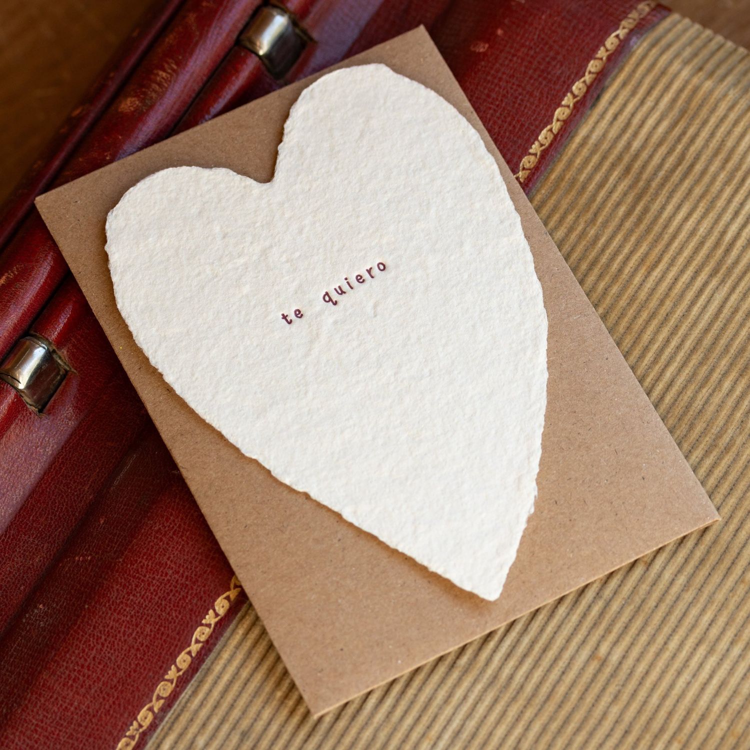 Te Quiero Greeted Heart Letterpress Card