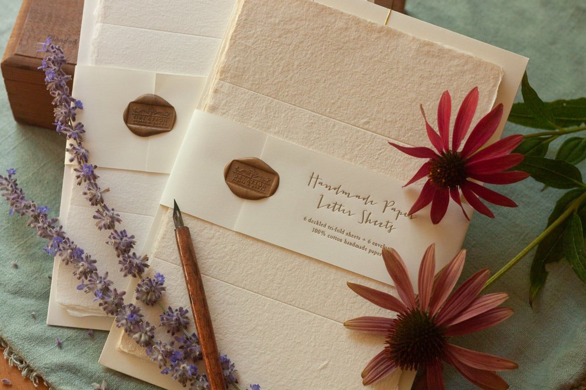 Cream Handmade Paper Tri-fold Letter Sheet Set