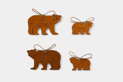 TRAVELER’S COMPANY – Traveler’s Factory – Leather Tag – Bear
