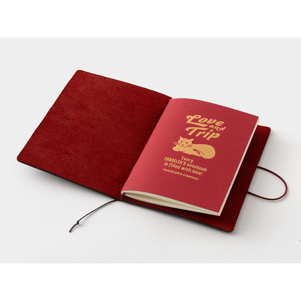 TRAVELER'S COMPANY Traveler's Notebook – LOVE & TRIP – Red