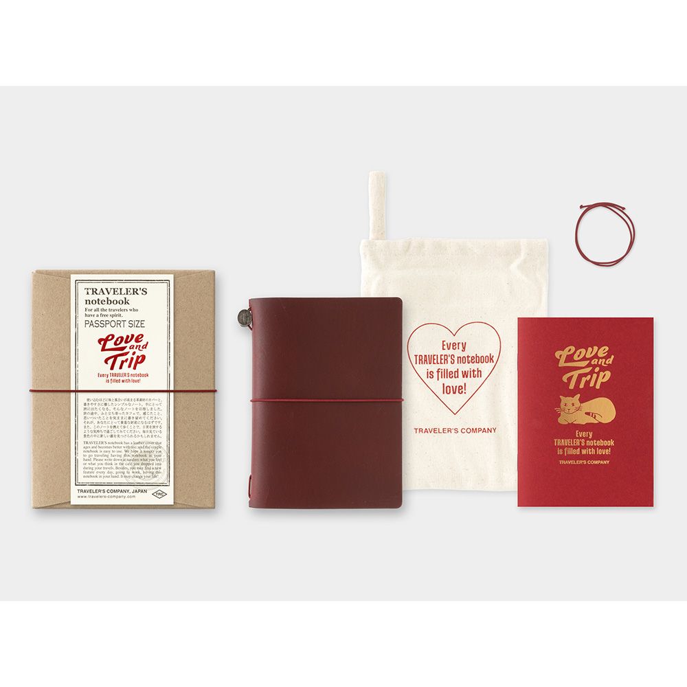 TRAVELER'S COMPANY Traveler's Notebook – LOVE & TRIP – Red