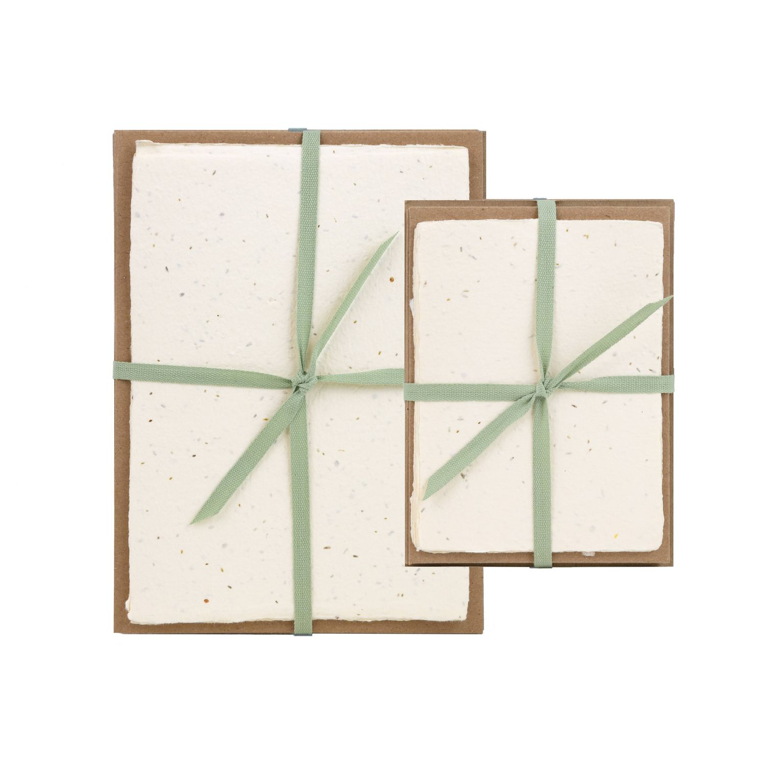Oblation Handmade Paper Pack in Seed, Size: 3.5 x 5&quot; Wallet