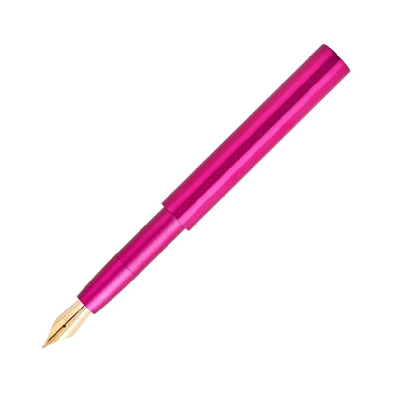 Tom&#39;s Studio The Studio Pocket Mulberry Fountain Pen