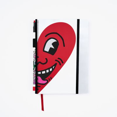 Blackwing Volume 292 Keith Haring Smiling Heart Notebook &amp; Pencil