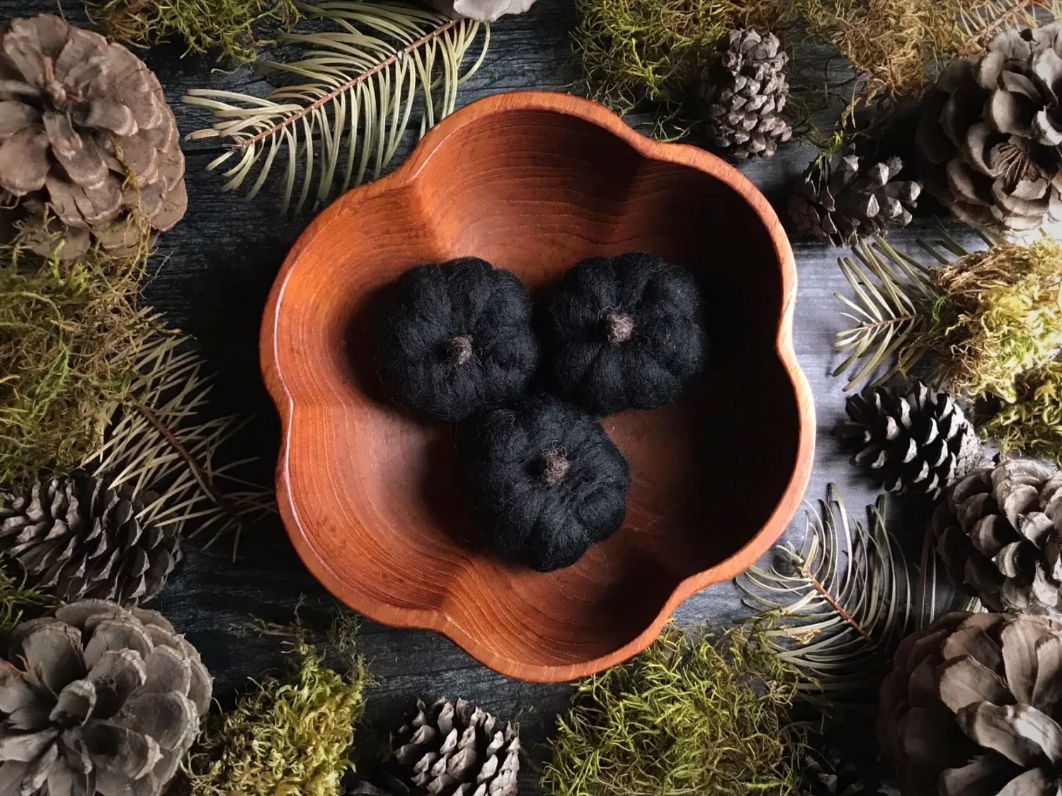 Felted Mini Pumpkin Black