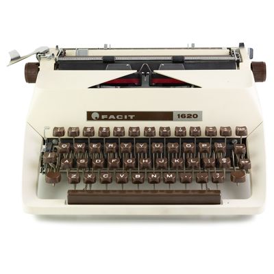 Facit 1620 Elite Typewriter