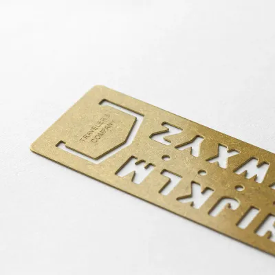 TRAVELER’S COMPANY – Brass Template Bookmark – Alphabet