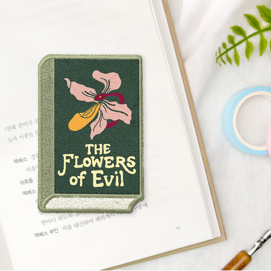 Wearingeul Embroidered Bookmark - The Flowers Of Evil