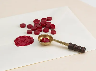 Sealing Wax Beads with Spoon - Classic Gold