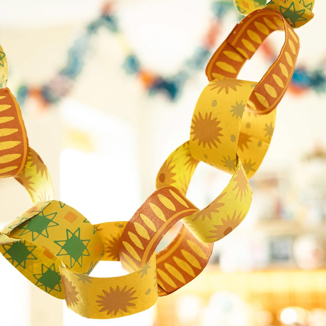 Yellow &amp; Green Paper Chain Kit