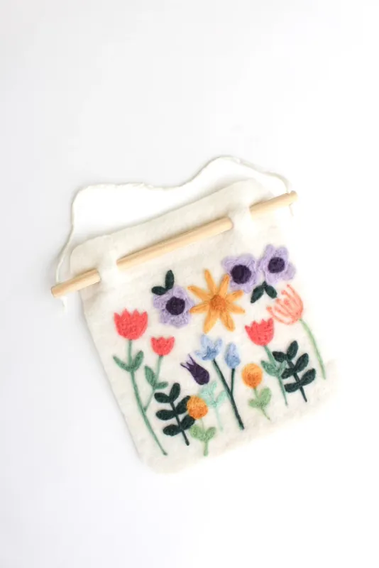 Wildflower Banner Felting Kit