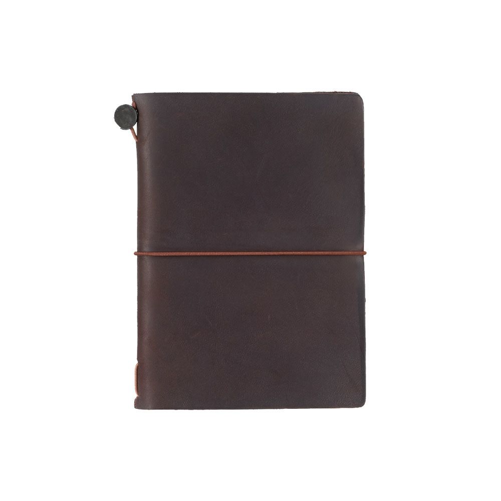 TRAVELER’S COMPANY – Traveler’s Notebook – Brown (Passport Size)