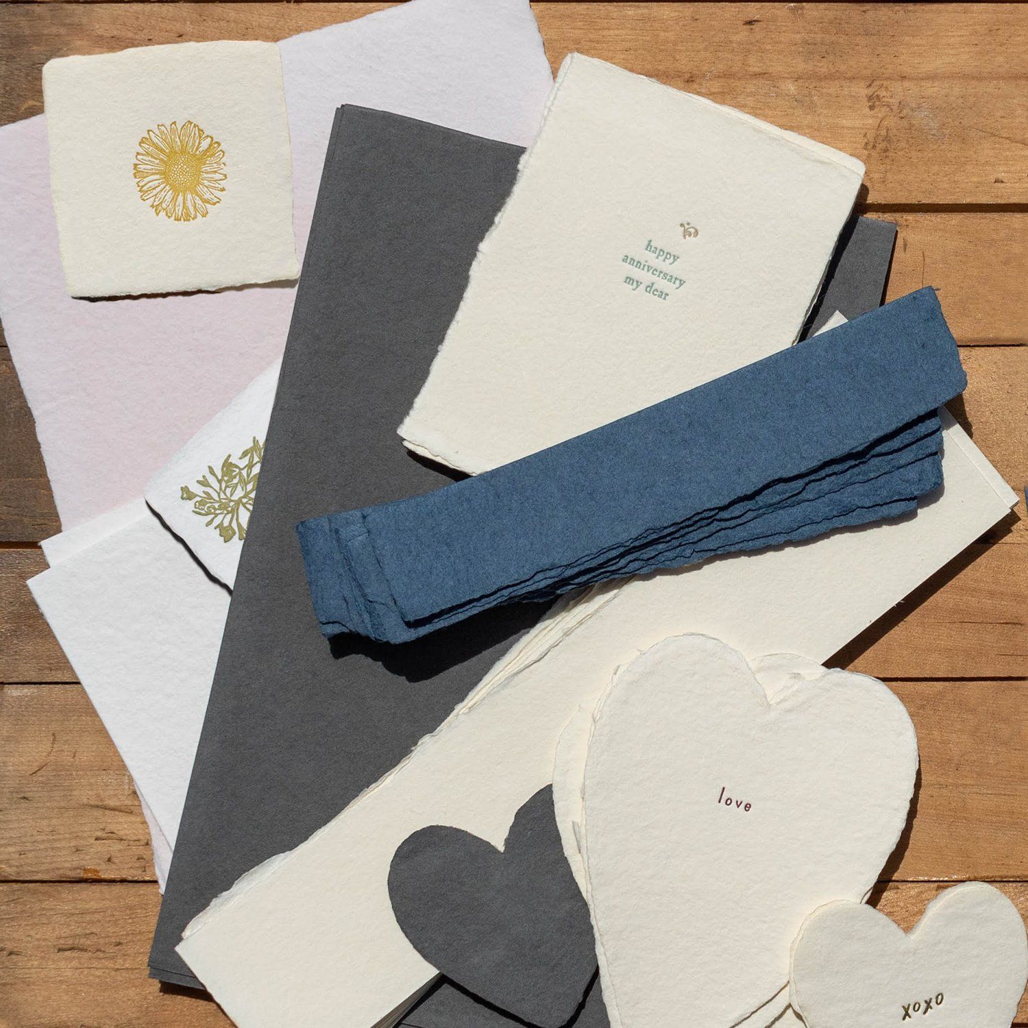 Oblation Paper Scrap Pack - Handmade Paper