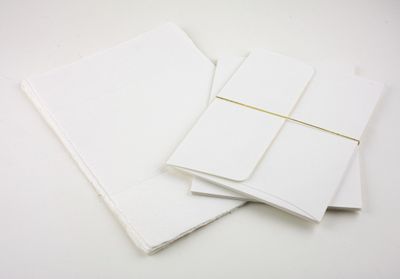 Oblation Handmade Paper Tri-fold Letter Sheet Set - White (pack of 6)