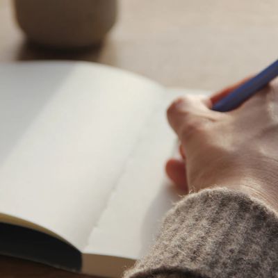 Notem Uma Notebook - Medium - Dark Blue (Dot Grid)