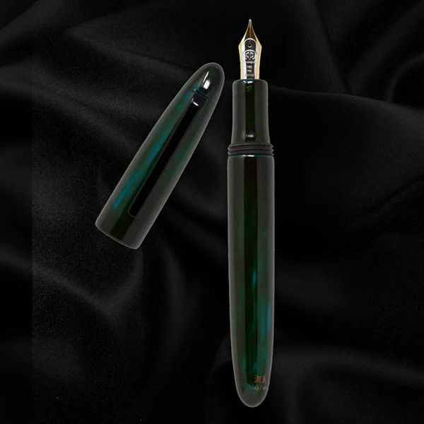 Taccia Miyabi Earth Limited Edition Fountain Pen - Ocean Aodame (18k Gold Medium Fine Nib)