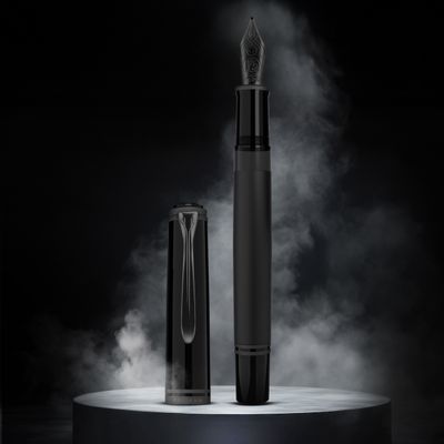Pelikan Souverän M809 Fountain Pen Black Matte