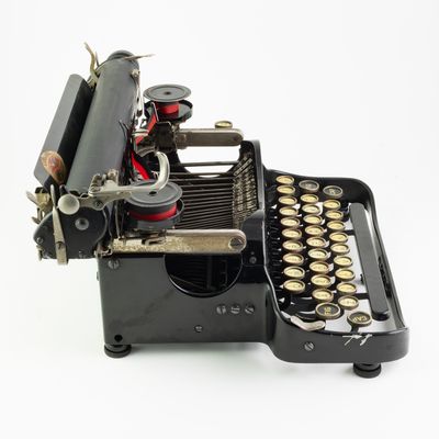 Vintage Corona Fold-Out Typewriter