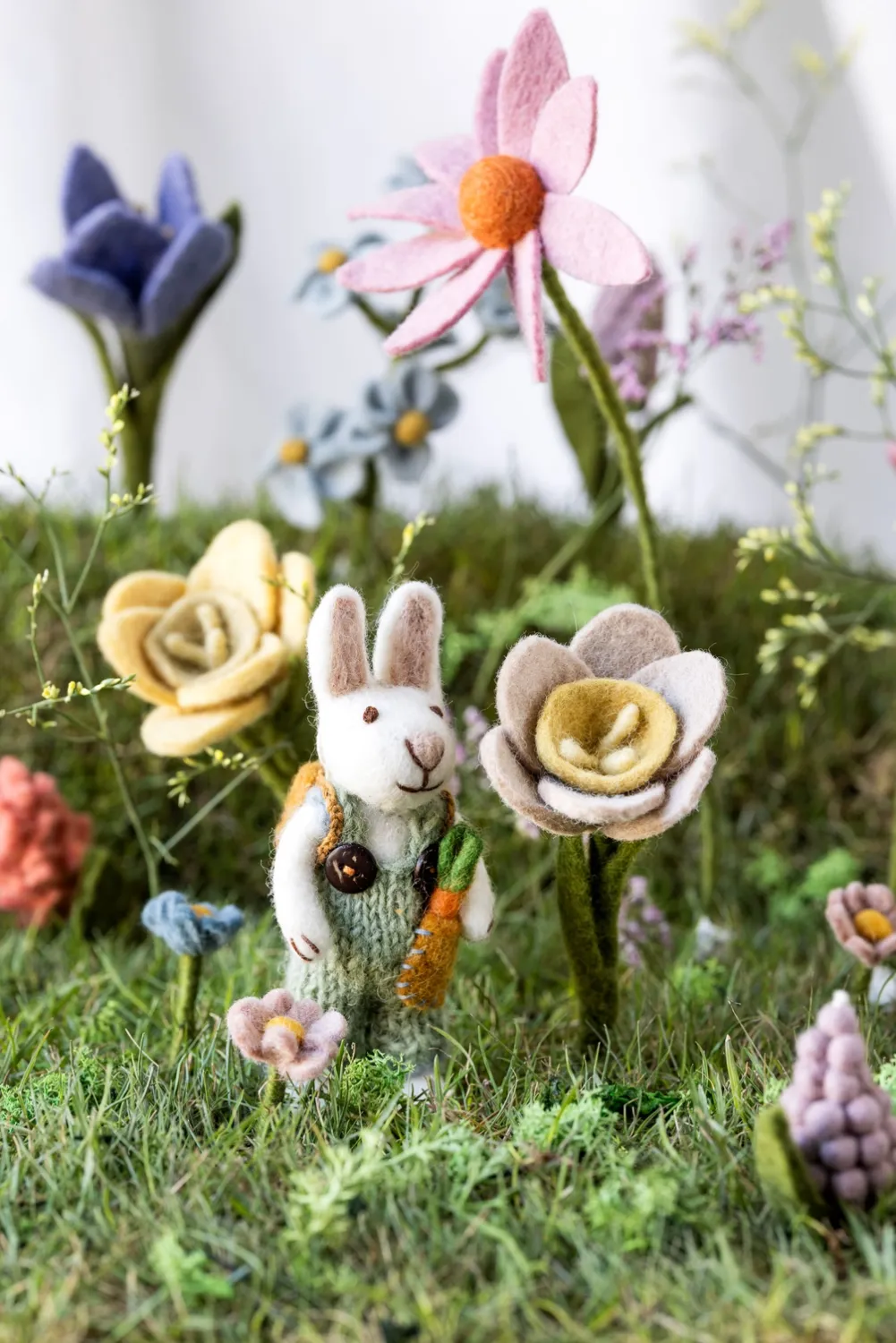 Felt Bunny with Carrot &amp; Backpack