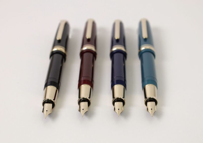 Sailor 1911 Casual L Stable Gold Trim Fountain Pen