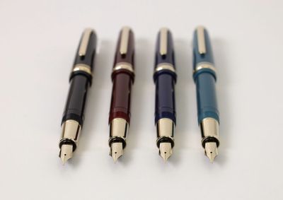 Sailor 1911 Casual L Stable Gold Trim Fountain Pen