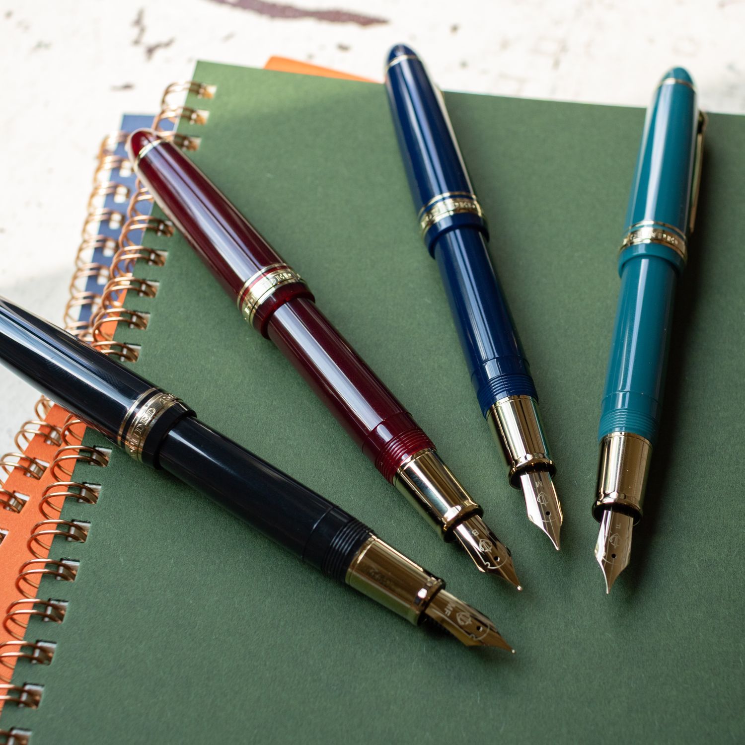 Sailor 1911 Casual L Stable Gold Trim Fountain Pen
