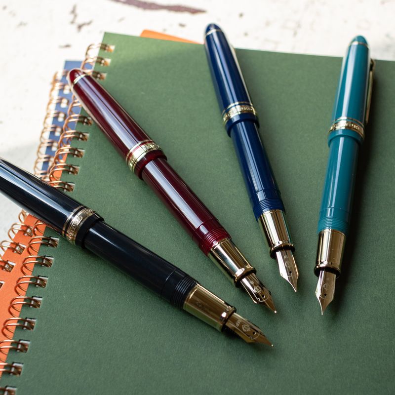 Sailor 1911 Casual L Stable Gold Trim Fountain Pen