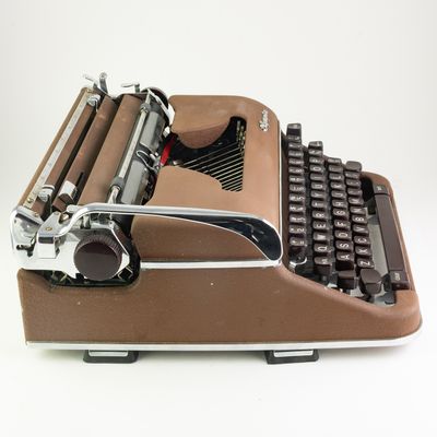 Olympia SM-3 Brown Typewriter (1961)
