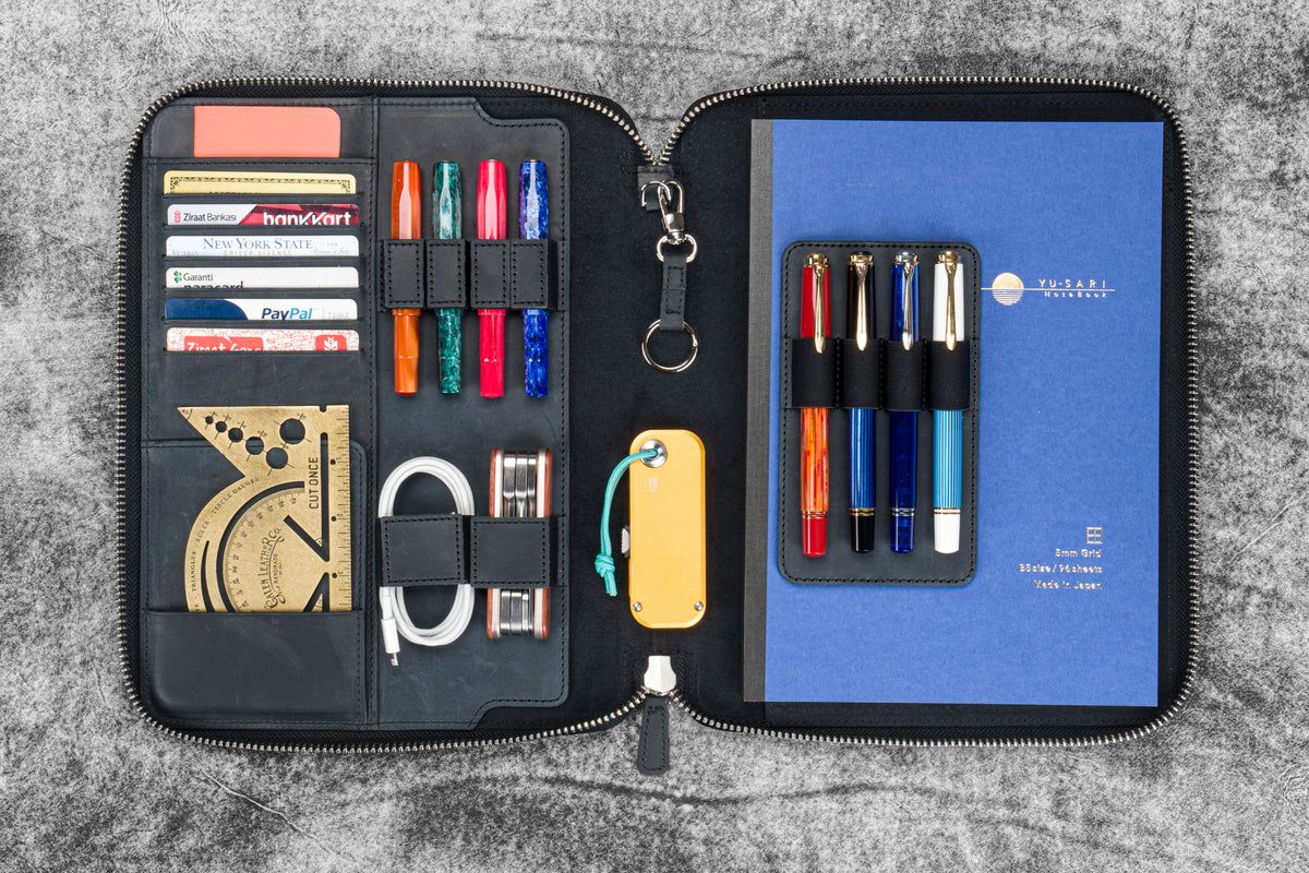 Galen Leather Zip Leuchtturm1917 B5 &amp; Extra Large Moleskine Folio