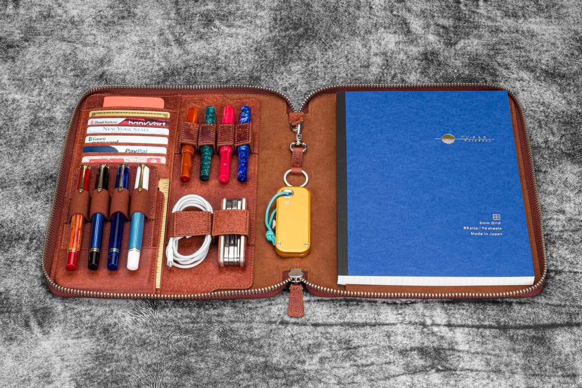 Galen Leather Zip Leuchtturm1917 B5 &amp; Extra Large Moleskine Folio