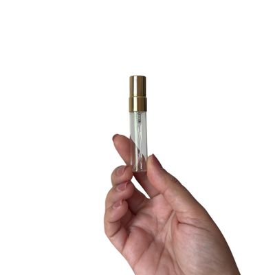 Envase de perfume recargable