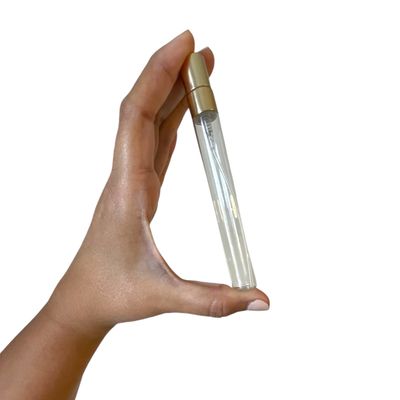 Envase de perfume recargable