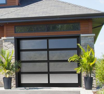 Garaga California Full vision door | Thickness: 1 3⁄4&quot; | Aluminum frame