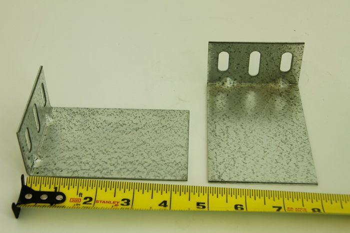 Anchoring plates (tracks)