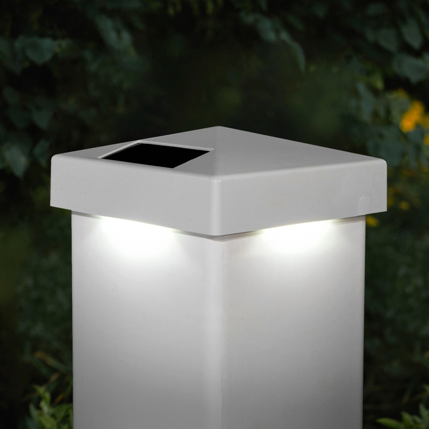 5X5 White Pvc Pyramid Solar Post Cap