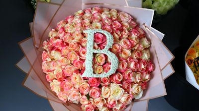 100 4u roses