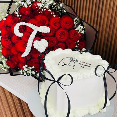 40Roses + 18cm heart Shaped Cake
