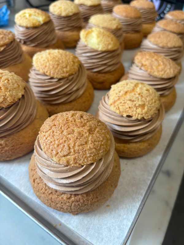 Light Hazelnut praliné mousseline (FR/EN)